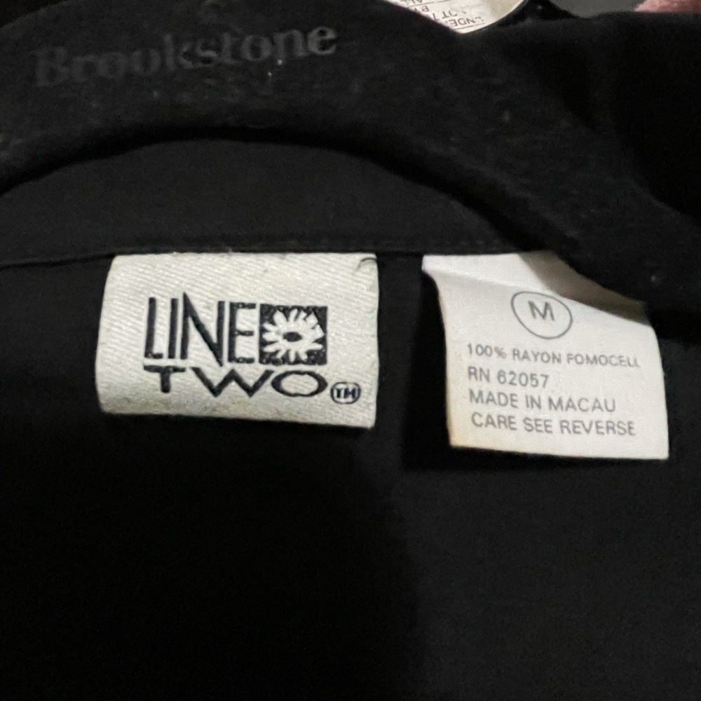 🔴2/$15🔴Line Two , Size M - Picture 9 of 10